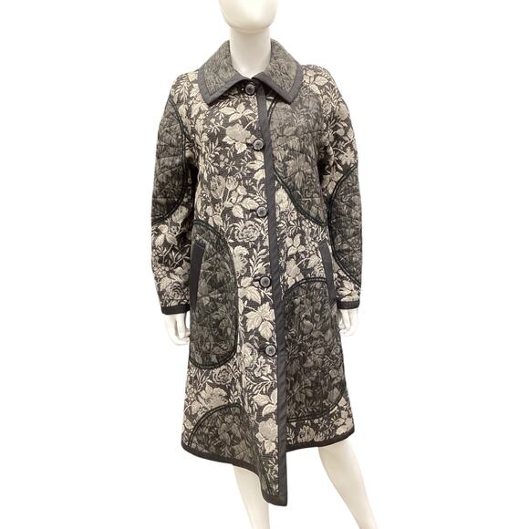 NWOT Koos Women’s Coat Size XL/ 1X Reversible Black And White Pockets Buttons - Picture 1 of 7
